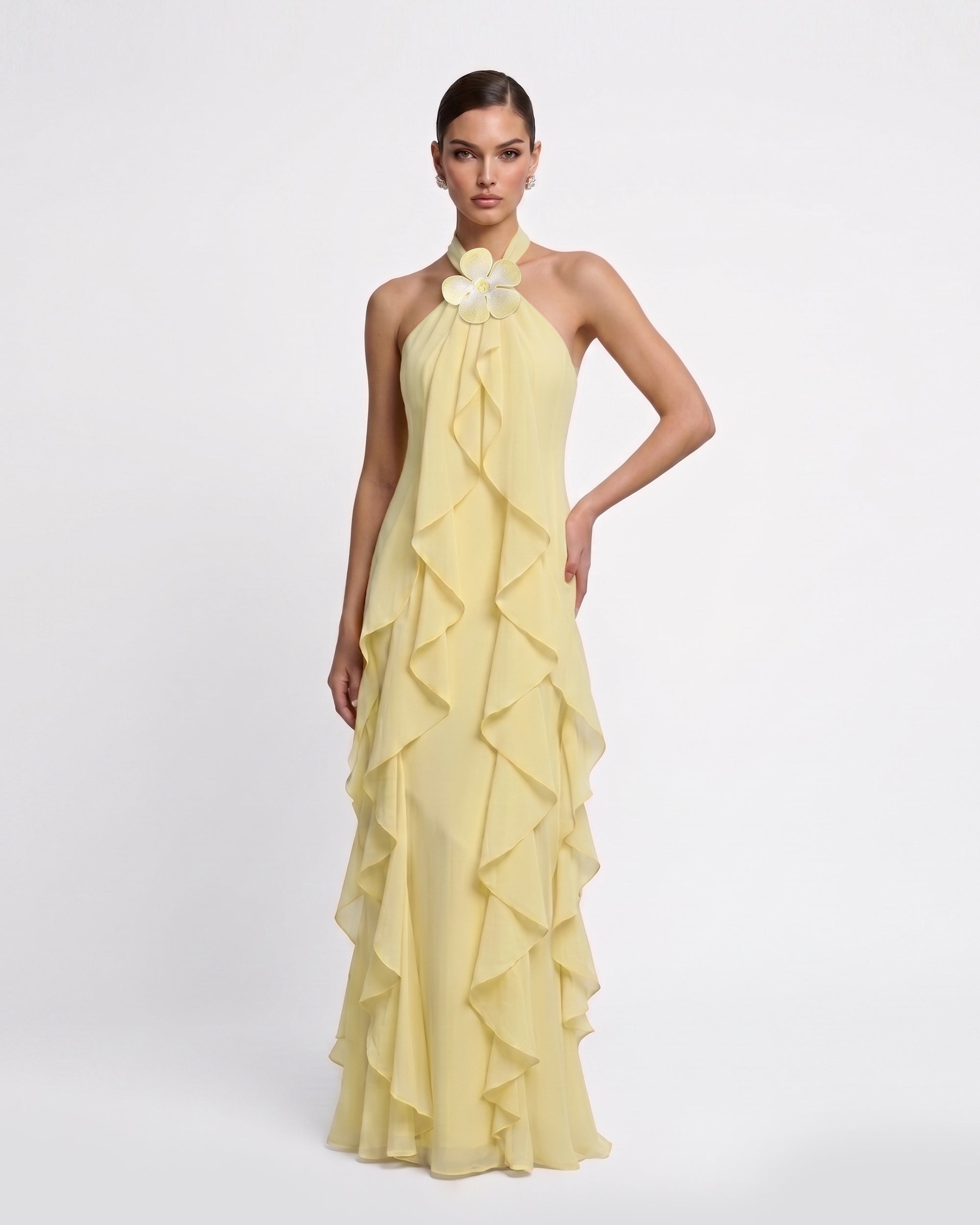 Robe longue en mousseline dos nu à volants avec appliqués floraux - Jaune