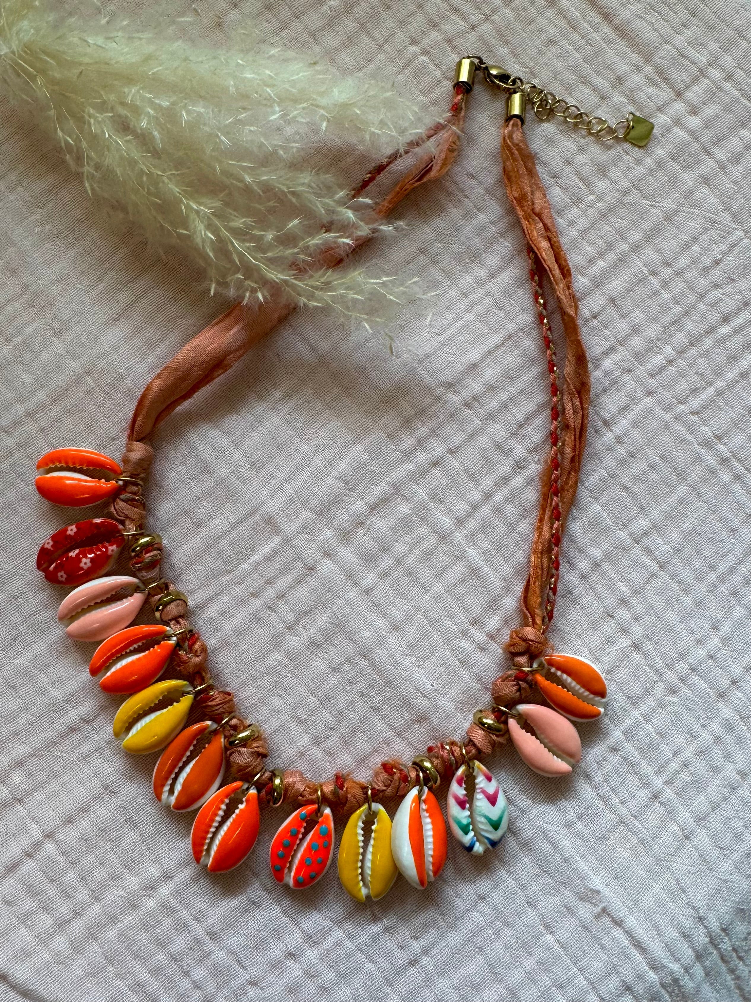Collier Naya