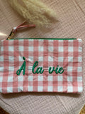 Pochette «  à la vie »